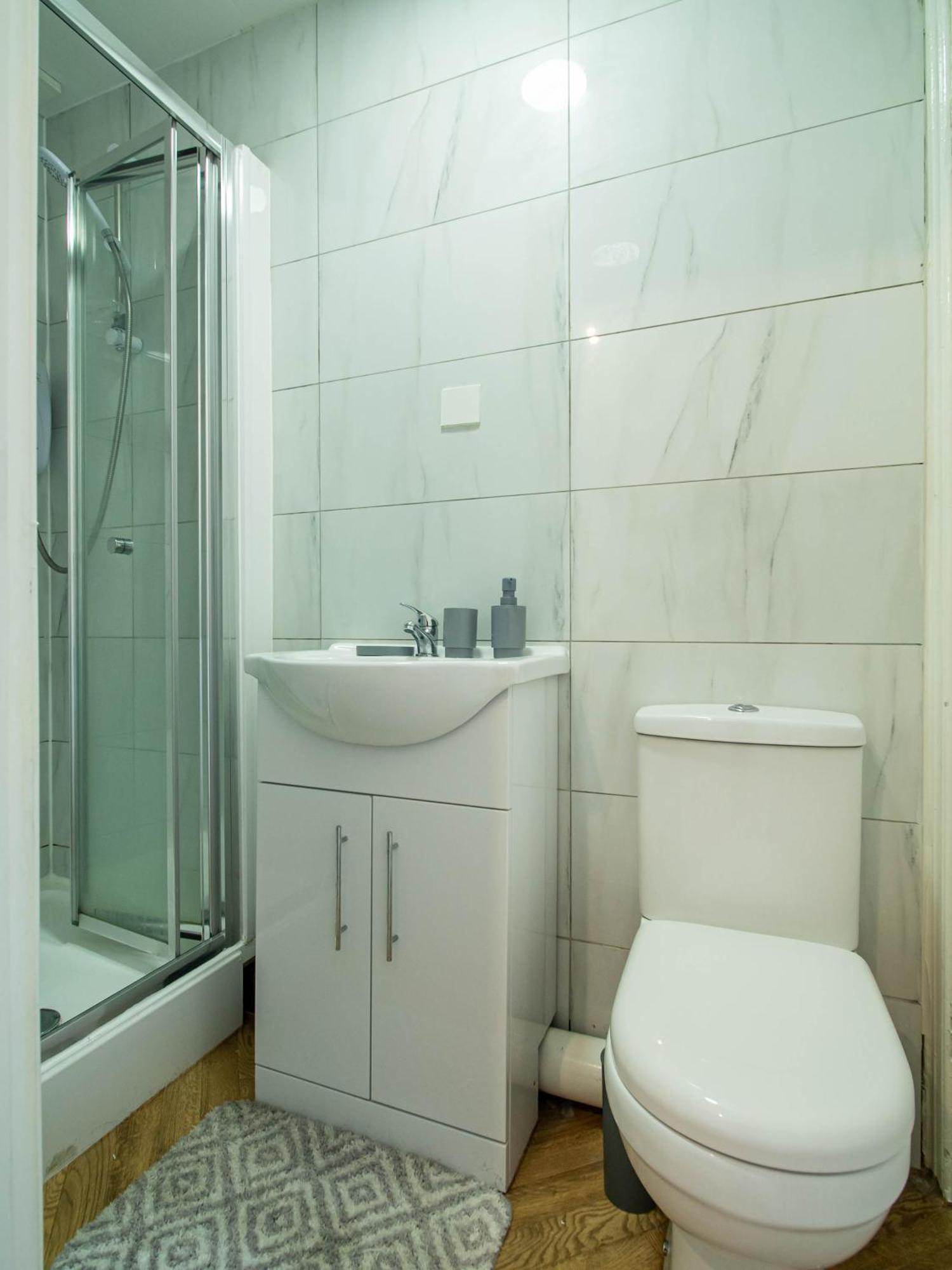 Belgian Studio Apt 2 Huddersfield Eksteriør bilde